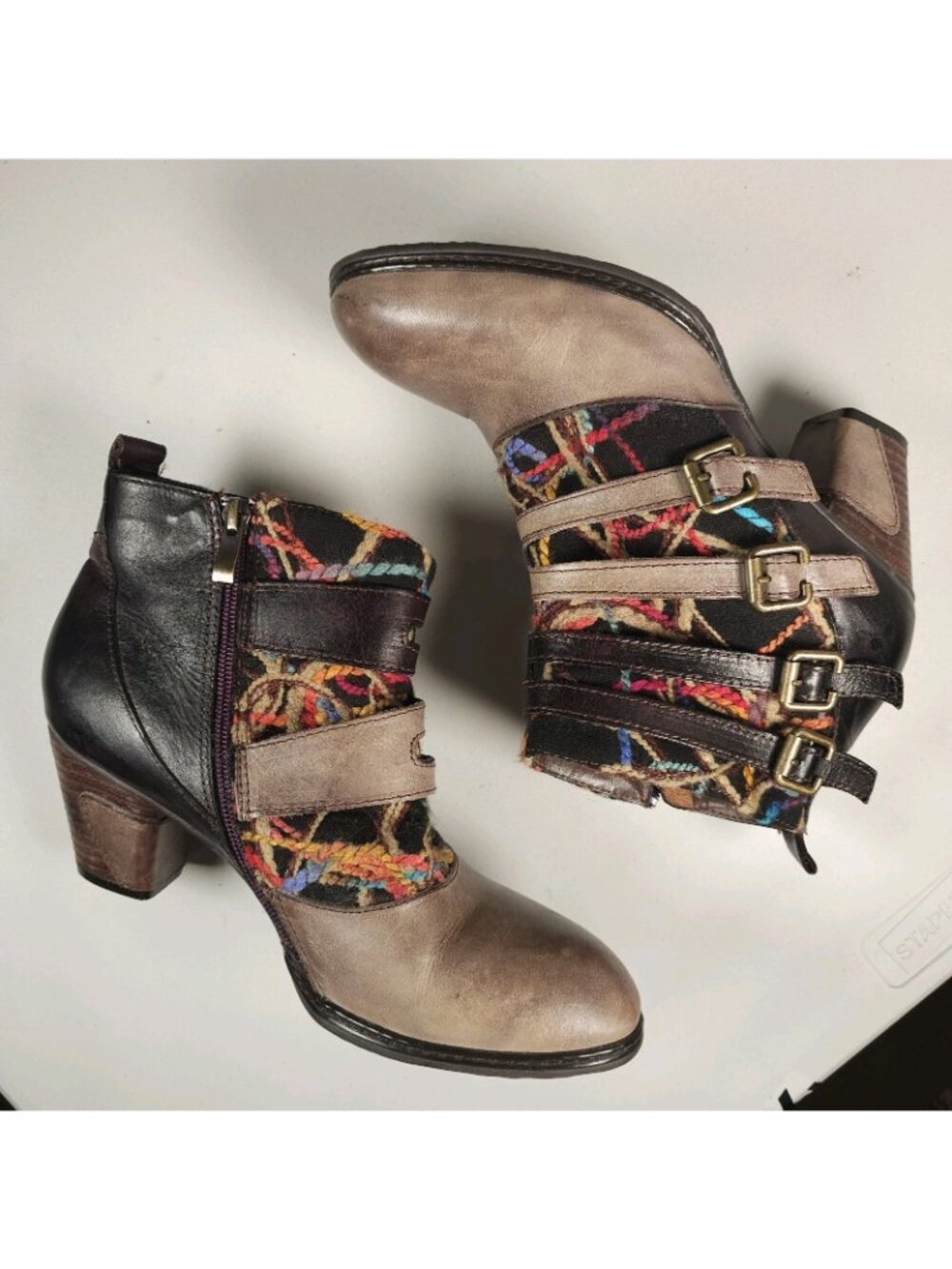 L' ARTISTE Spring Step Ankle Boots Heeled Strappy Colorful Size 39 US 8.5 - Picture 6 of 11